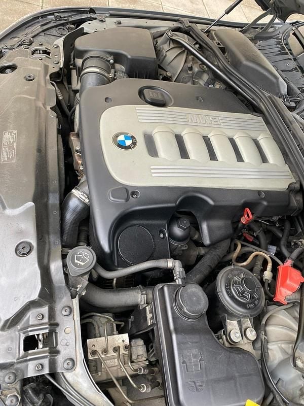 Gebraucht BMW 535 272 PS (200 kW) 2005 Grau Limousine