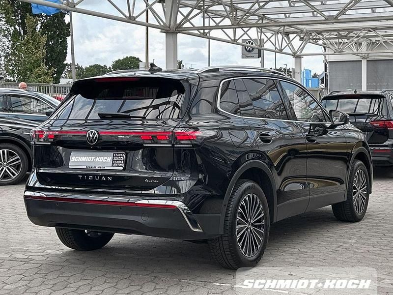 Gebraucht VW Tiguan Elegance 193 PS (141 kW) 2025 Schwarz SUV