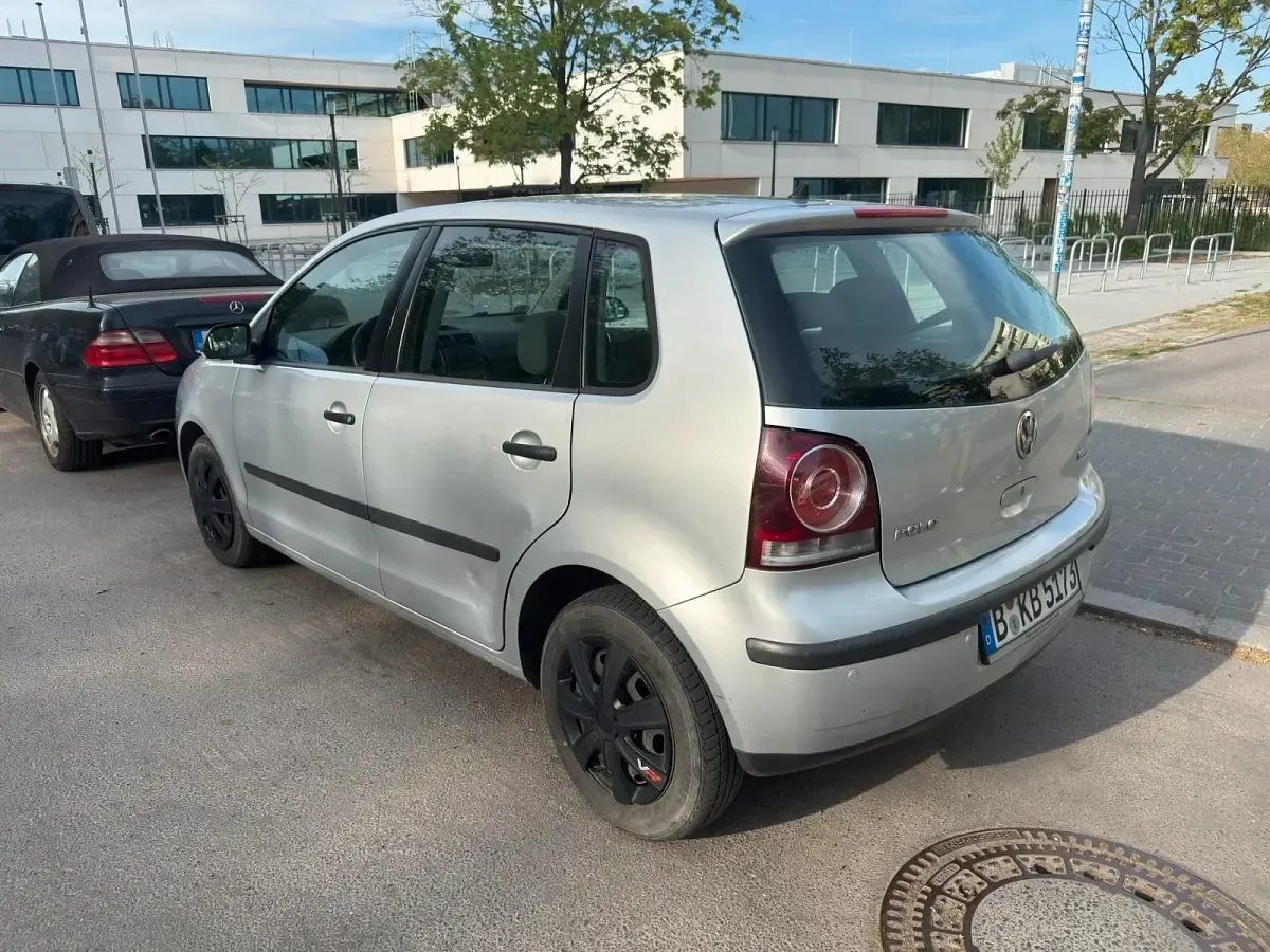 Gebraucht VW Polo 64 PS (47 kW) 2007 Silber Kleinwagen