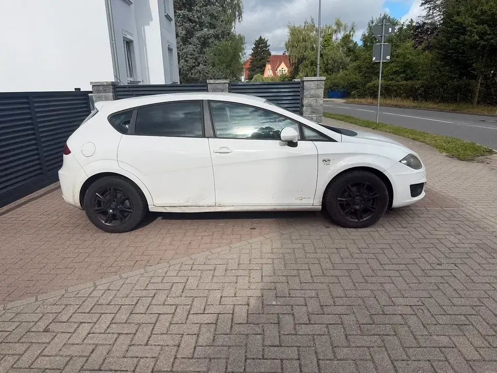 Gebraucht Seat Leon Copa 105 PS (77 kW) 2012 Weiß Limousine