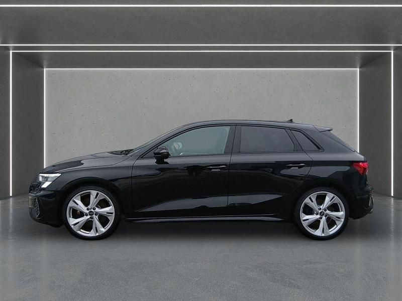 Gebraucht Audi S3 Ambiente 310 PS (228 kW) 2024 Schwarz Limousine