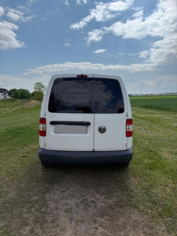 Second-hand VW Caddy 104 CP (76 kW) 2007 Alb Monovolum