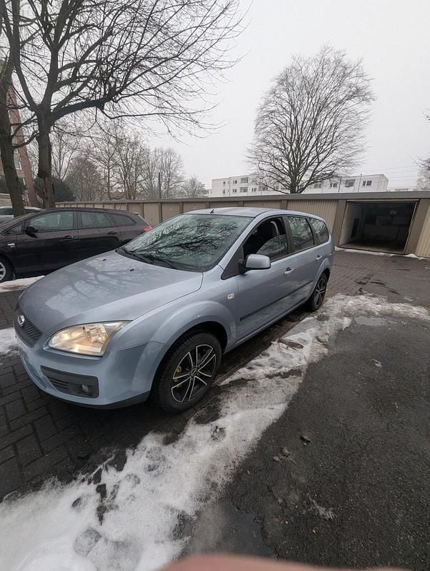 Second-hand Ford Focus 100 CP (73 kW) 2007 Albastru Break