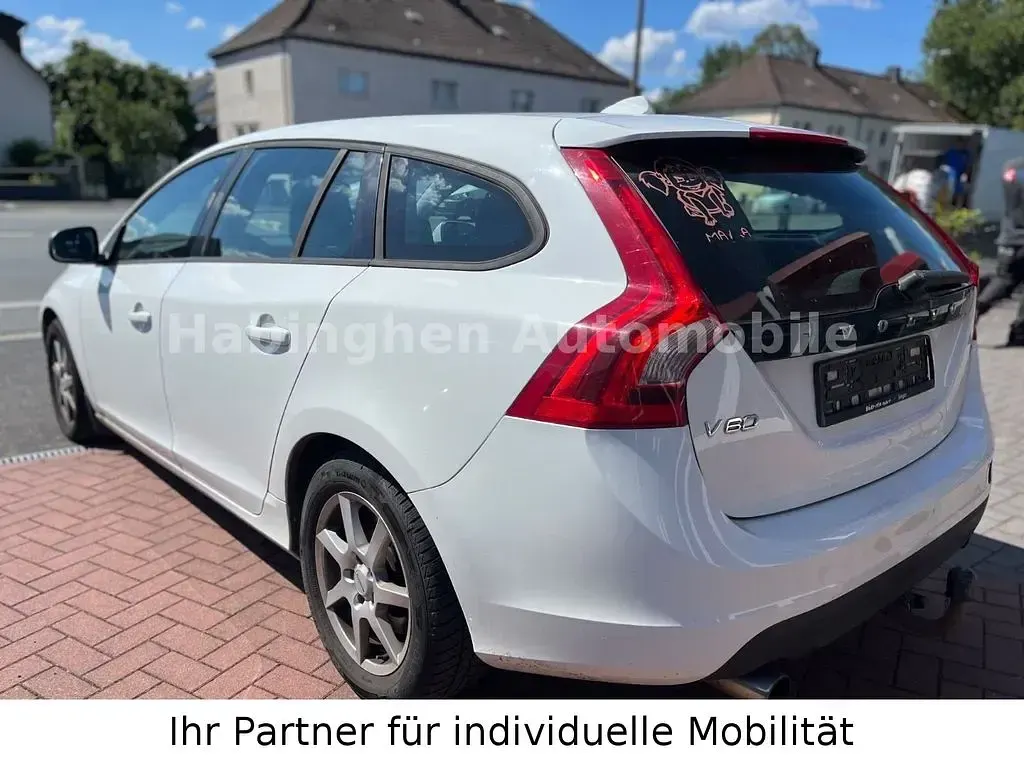 Gebraucht Volvo V60 Ocean Race 179 PS (131 kW) 2012 Weiß Kombi