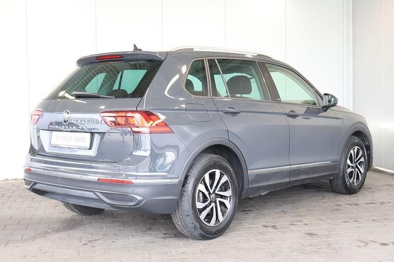 Gebraucht VW Tiguan Active 150 PS (110 kW) 2022 Grau SUV