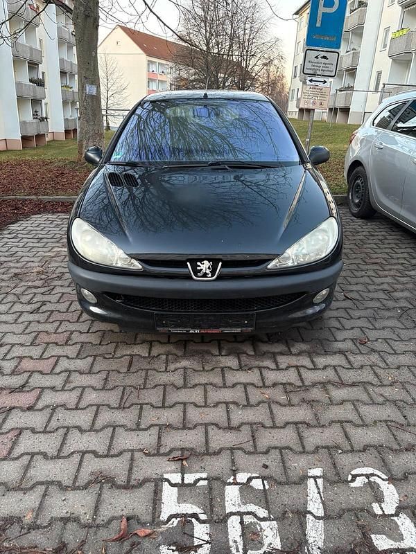 Gebraucht Peugeot 206 75 PS (55 kW) 2005 Schwarz Kleinwagen