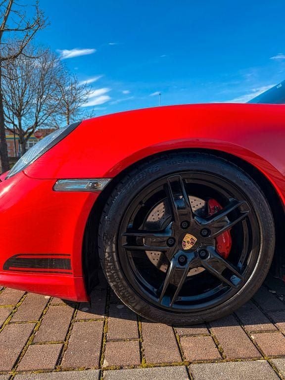 Gebraucht Porsche Cayman 265 PS (194 kW) 2011 Rot Coupé