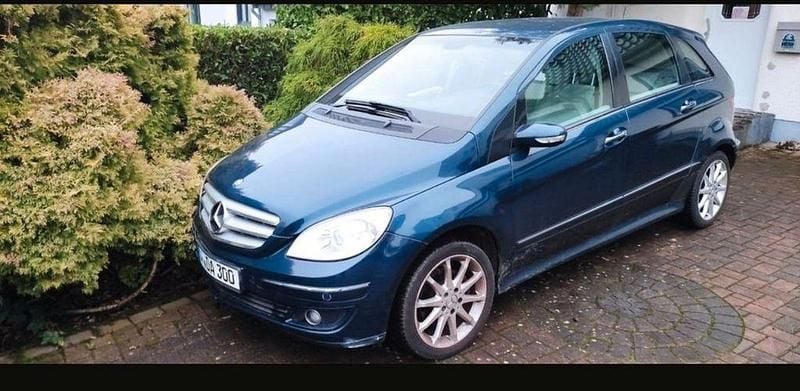 Gebraucht Mercedes B170 116 PS (85 kW) 2008 Blau Van / Kleinbus