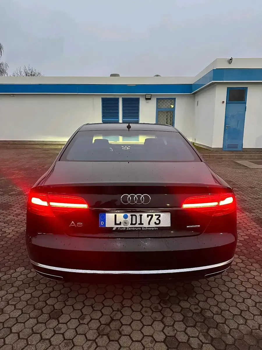 Second-hand Audi A8 262 CP (192 kW) 2017 Negru Berlinǎ