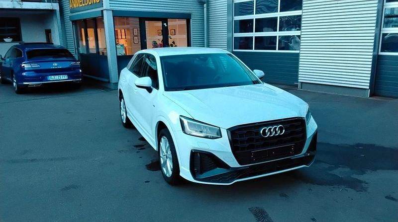 Gebraucht Audi Q2 S-Line 150 PS (110 kW) 2021 Weiß SUV