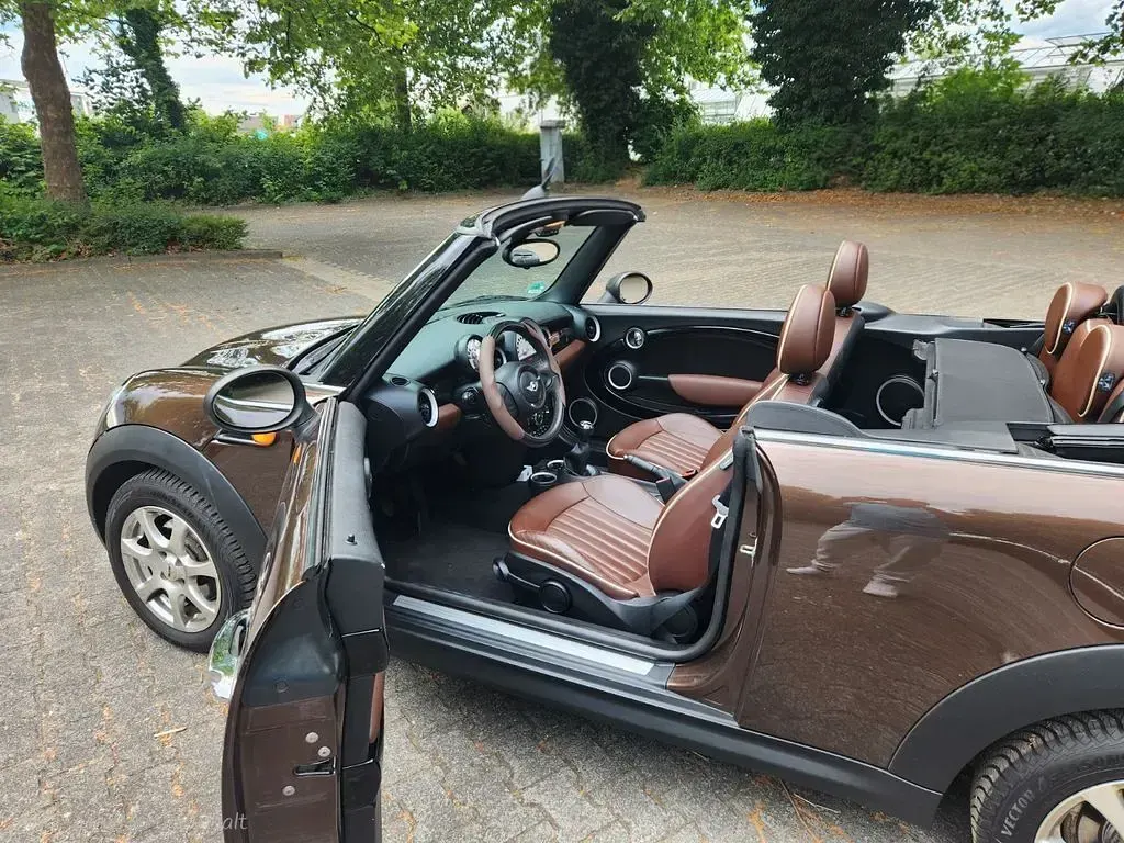 Gebraucht Mini One Cabriolet 98 PS (72 kW) 2011 Braun Cabrio