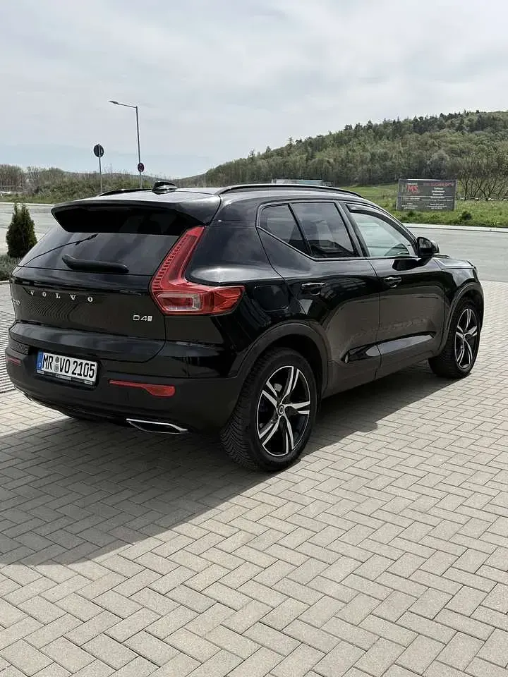 Gebraucht Volvo XC40 R-Design 190 PS (139 kW) 2019 Schwarz SUV