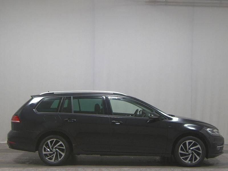 Deep black perleffekt Gebraucht 2018 VW Golf VII Join Kombi | 9.980 € (Guter Preis) - Bild 1/4