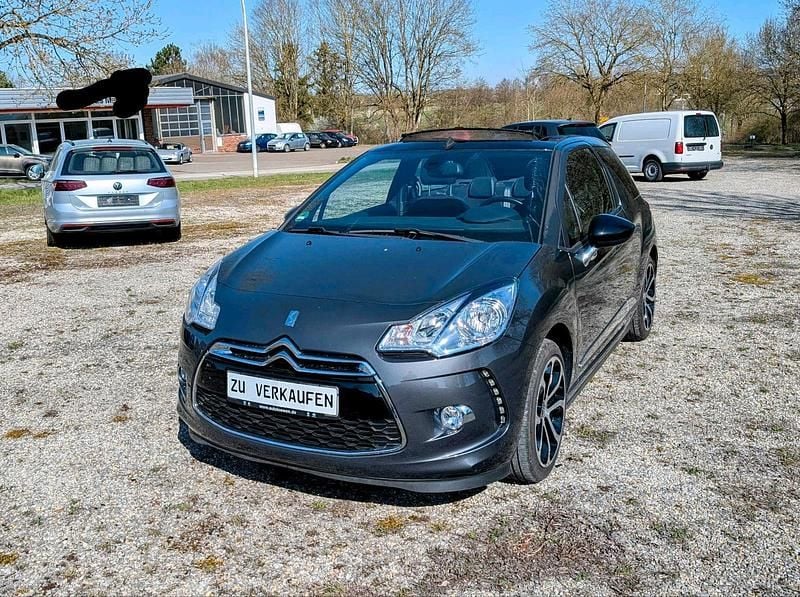Grau Gebraucht 2015 Citroën DS3 Cabriolet Cabrio | 5.900 € - Bild 1/4