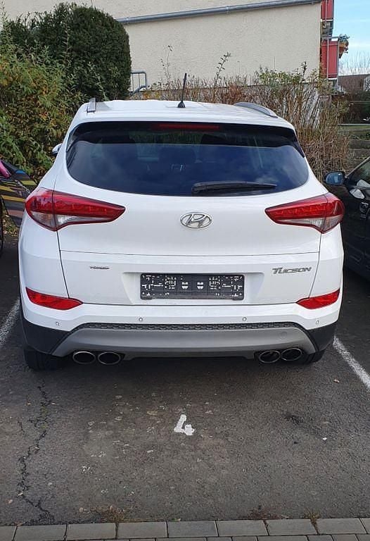 Gebraucht Hyundai Tucson 177 PS (130 kW) 2017 Weiß SUV