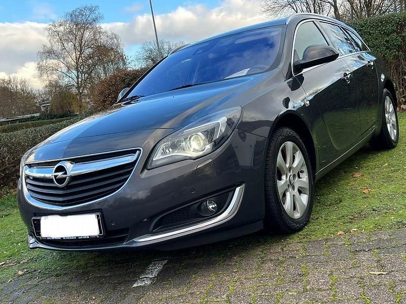 Gebraucht Opel Insignia Innovation 170 PS (125 kW) 2015 Grau Kombi