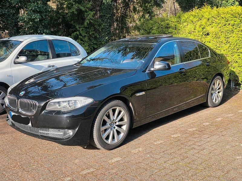 Gebraucht BMW 114 204 PS (150 kW) 2011 Schwarz Kleinwagen