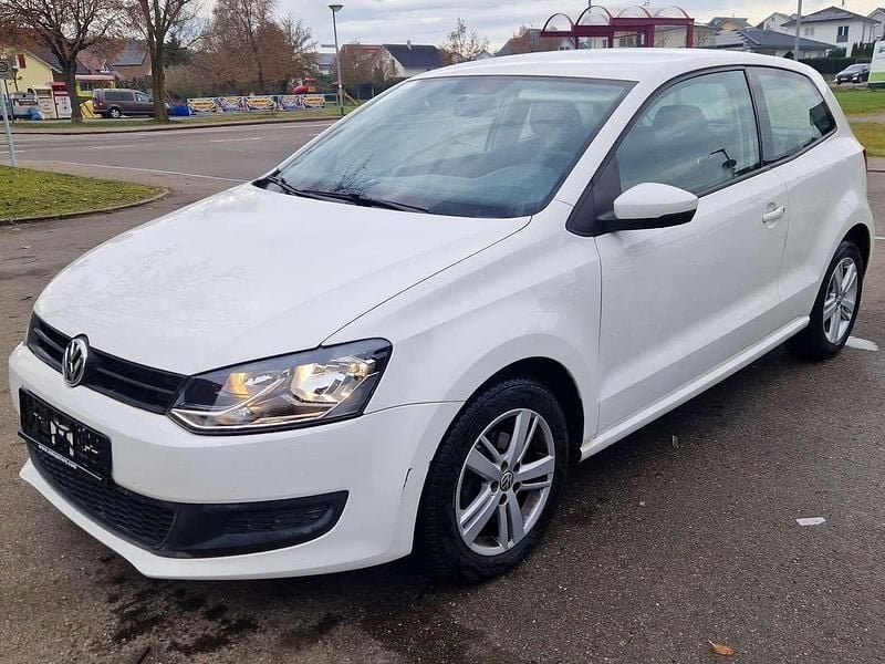 Gebraucht VW Polo Trendline 69 PS (50 kW) 2010 Candyweiß Kleinwagen