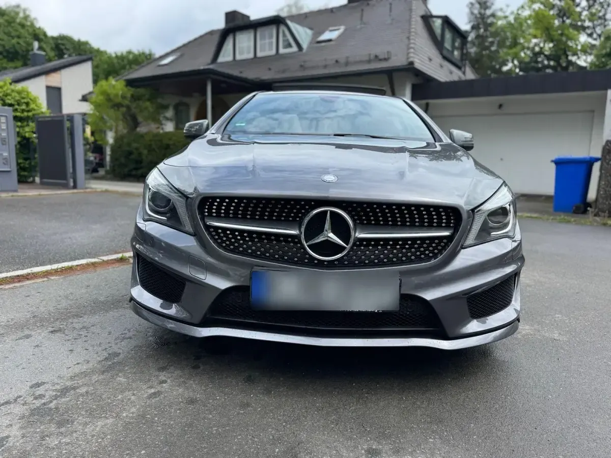 Gebraucht Mercedes CLA200 AMG line 156 PS (114 kW) 2015 Grau Coupé