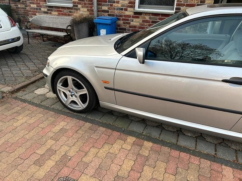 Gebraucht BMW 316 116 PS (85 kW) 2004 Silber Coupé