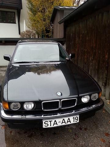 Gebraucht BMW 730 218 PS (160 kW) 1993 Schwarz metallic Limousine