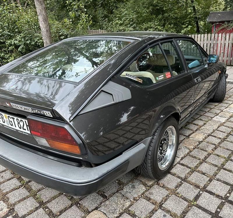 Gebraucht Alfa Romeo GTV 158 PS (116 kW) 1982 Schwarz Coupé