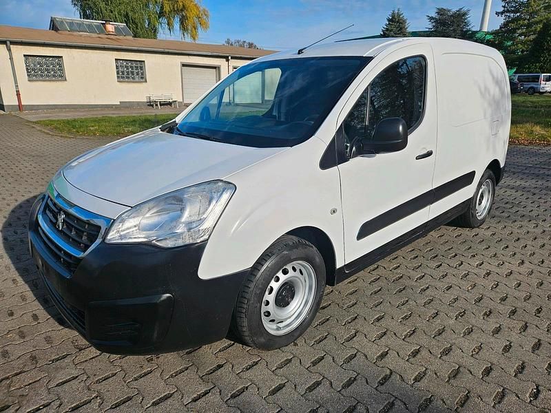 Gebraucht Peugeot Partner 2016 Van / Kleinbus