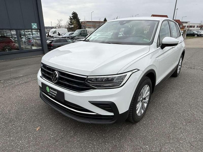 Gebraucht VW Tiguan 122 PS (89 kW) 2022 Pure white SUV