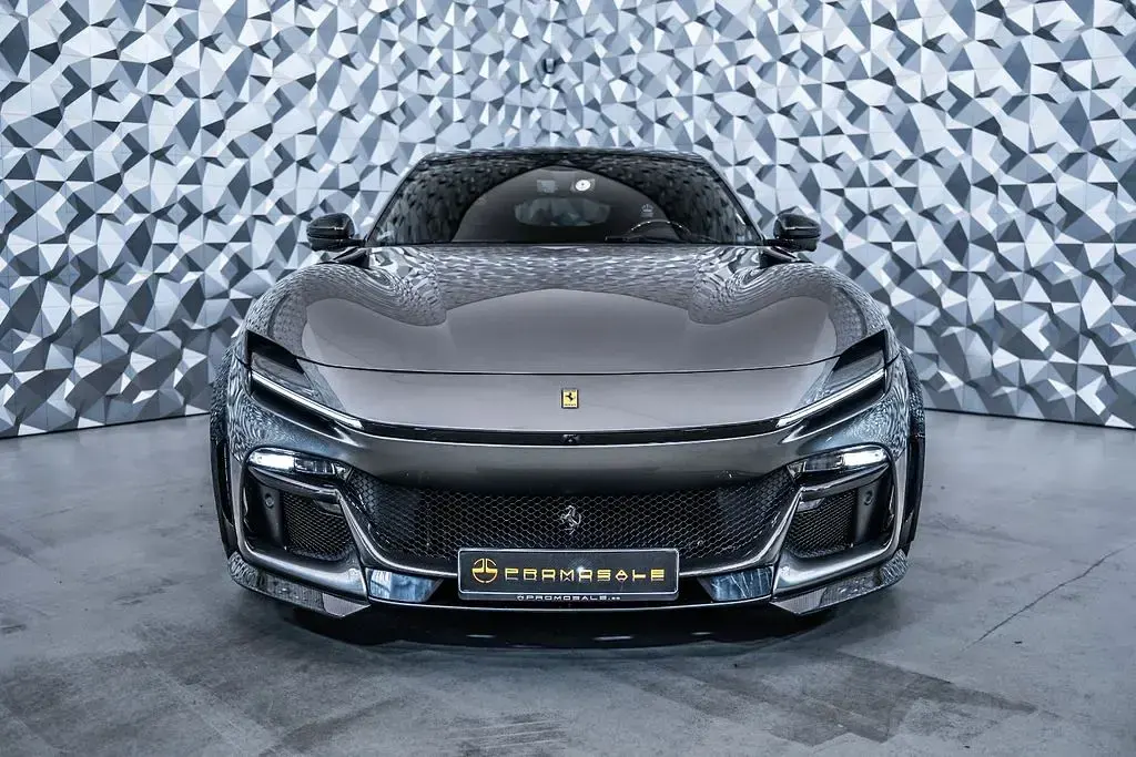 Gebraucht Ferrari Purosangue 725 PS (533 kW) 2024 Grau SUV