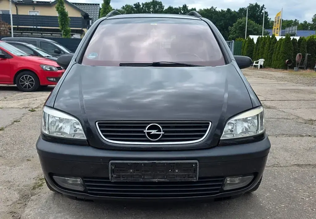 Gebraucht Opel Zafira Elegance 147 PS (108 kW) 2001 Schwarz Van / Kleinbus
