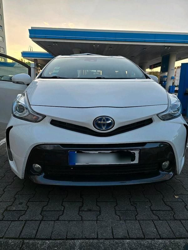 Gebraucht Toyota Prius+ 132 PS (97 kW) 2019 Weiß Van / Kleinbus