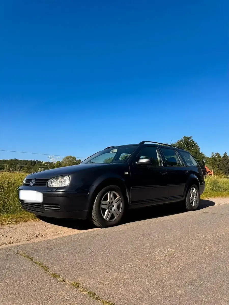 Gebraucht VW Golf IV Highline 110 PS (80 kW) 2003 Grau Kombi