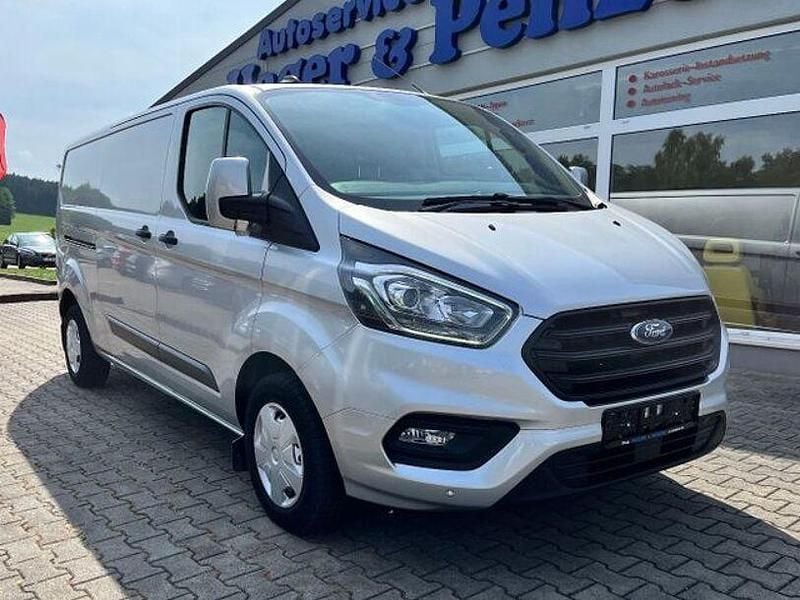 Polarsilber metallic Gebraucht 2021 Ford Transit Custom Van / Kleinbus | 17.390 € (Guter Preis) - Bild 1/4