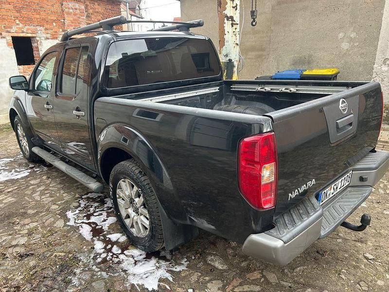 Gebraucht Nissan Navara 190 PS (139 kW) 2015 Grau Pickup