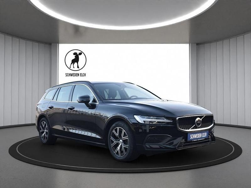 Gebraucht Volvo V60 197 PS (144 kW) 2022 Black stone Kombi