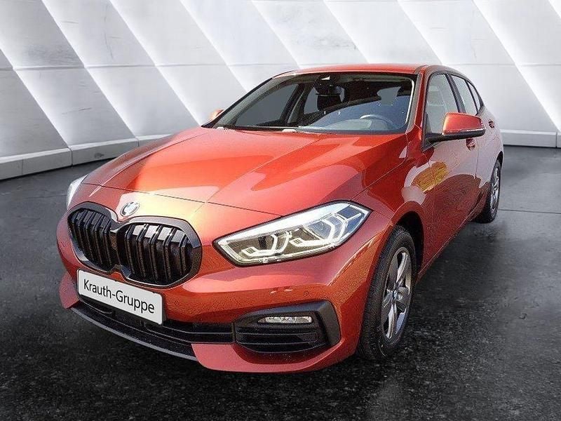 Orange Gebraucht 2022 BMW 118 Advantage Kleinwagen | 22.490 € (Fairer Preis) - Bild 1/4