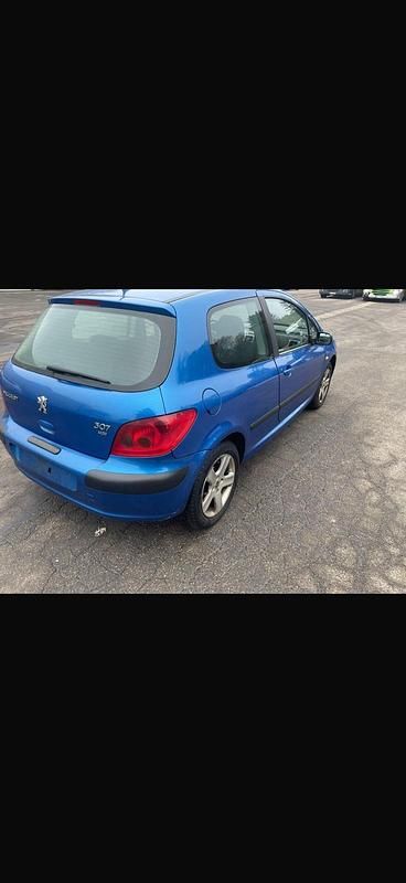 Gebraucht Peugeot 307 107 PS (78 kW) 2001 Blau Kleinwagen