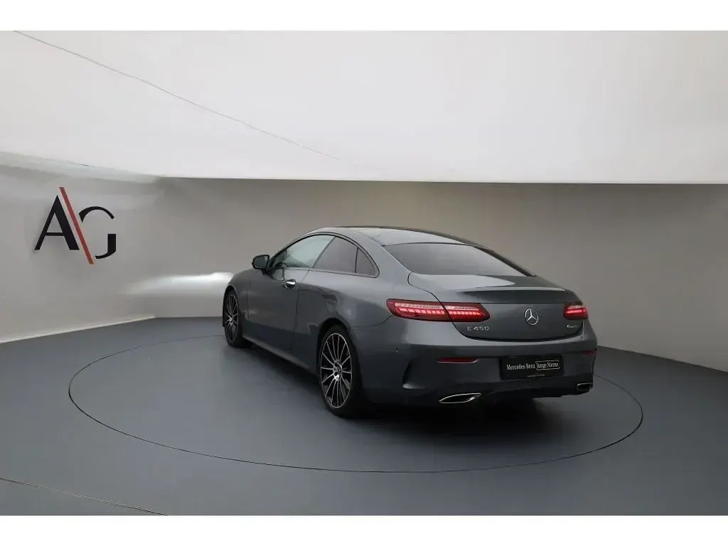 Gebraucht Mercedes E450 AMG 367 PS (269 kW) 2022 Selenitgrau metallic Coupé