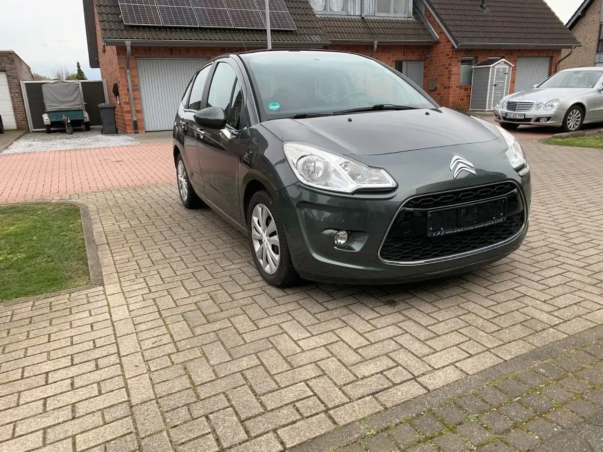Usata Citroën C3 Advance 73 CV (53 kW) 2011 Grigio Berlina