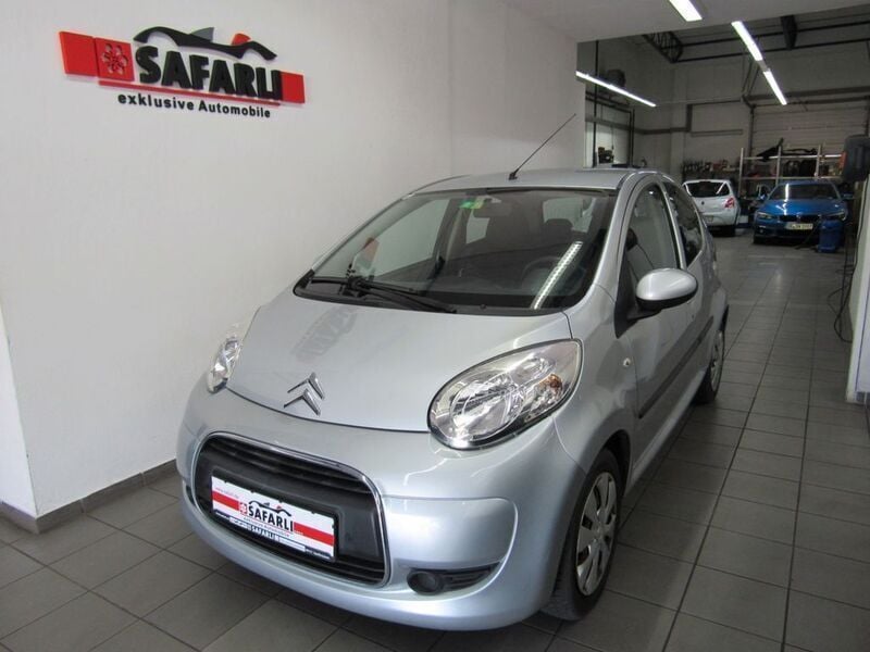 Silber Gebraucht 2010 Citroën C1 Style Kleinwagen | 6.780 € (Teuer) - Bild 1/4