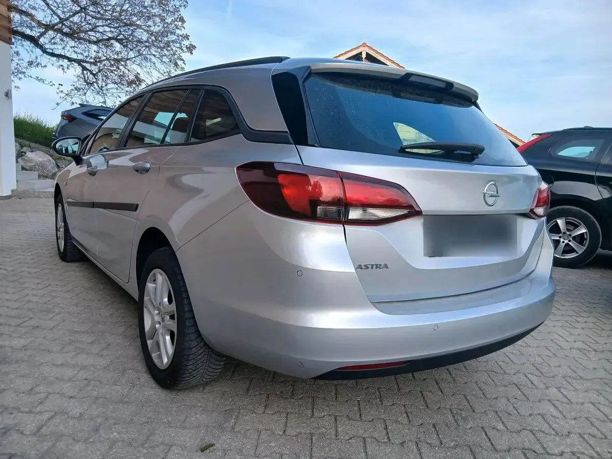 Używany Opel Astra 110 KM (80 kW) 2019 Szary Kombi