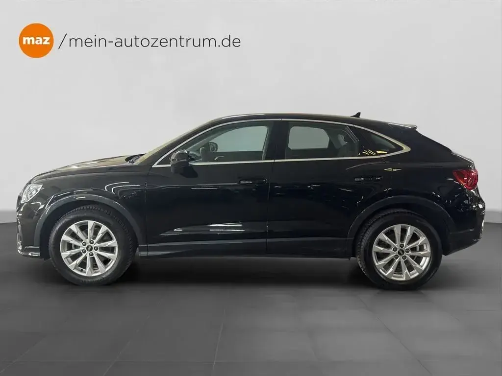 Gebraucht Audi Q3 Sportback Performance 150 PS (110 kW) 2022 Mythosschwarz metallic SUV