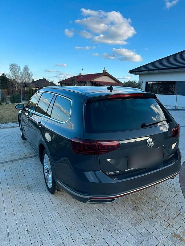 Gebraucht VW Passat Alltrack 190 PS (139 kW) 2020 Grau Kombi