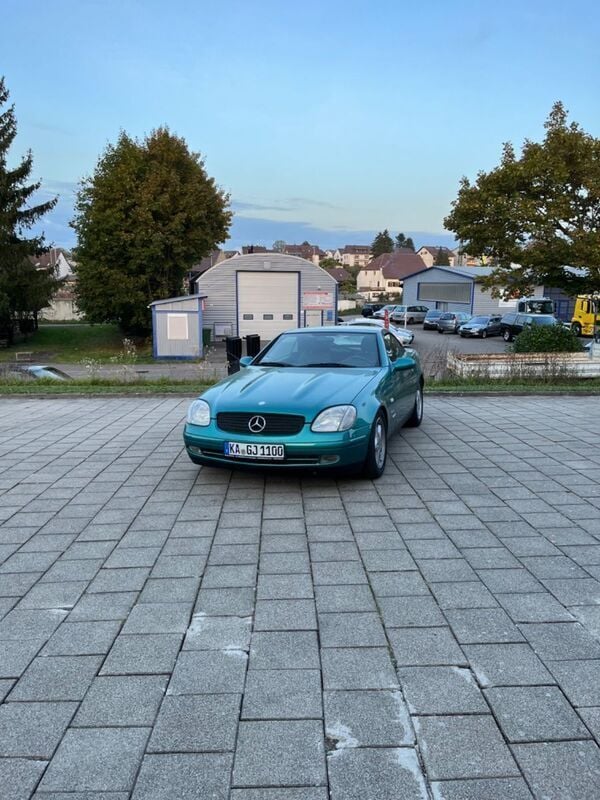 Grün Gebraucht 1998 Mercedes SLK200 Cabrio | 7.250 € (Teuer) - Bild 1/4
