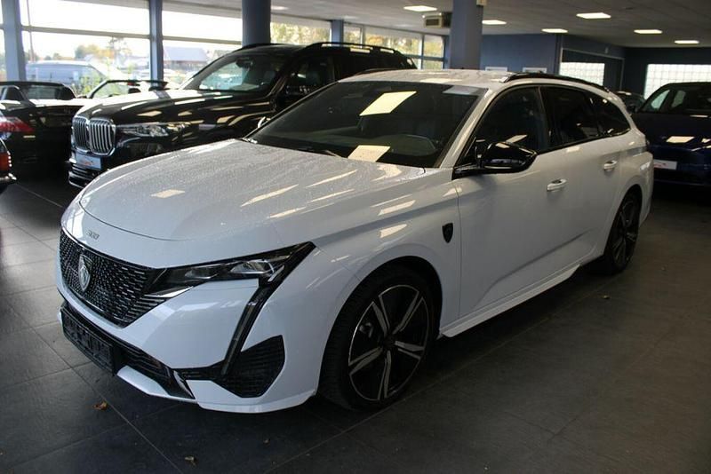 Gebraucht Peugeot 308 SW GT 131 PS (96 kW) 2024 Weiß Kombi
