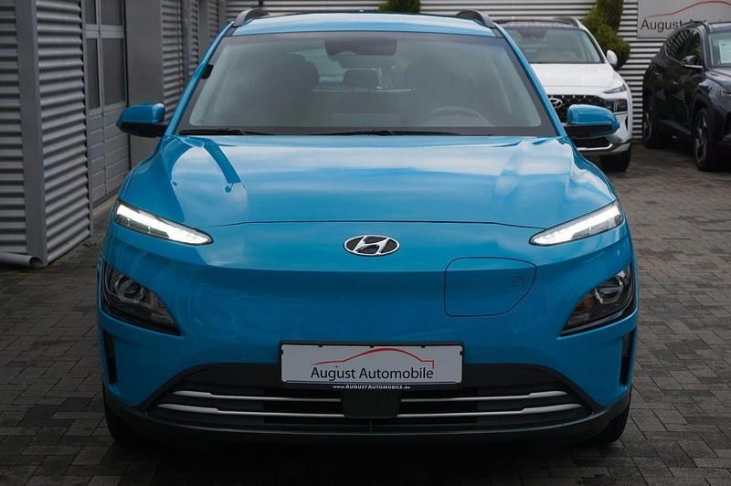 Gebraucht Hyundai Kona Select 100 kW (136 PS) 2023 Blau SUV