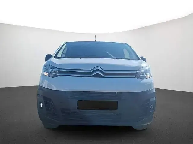 Używany Citroën Jumpy 120 KM (88 kW) 2025 Biały Minivan