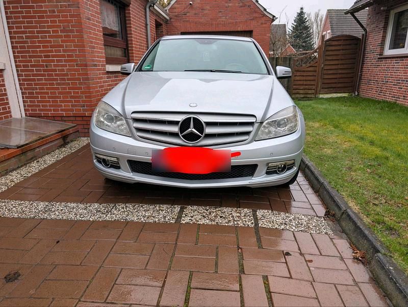 Gebraucht Mercedes 220 170 PS (125 kW) 2009 Silber Limousine