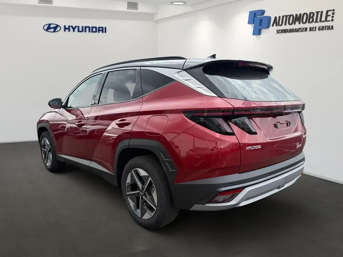 Neu Hyundai Tucson Comfort 160 PS (117 kW) 2025 Rot SUV