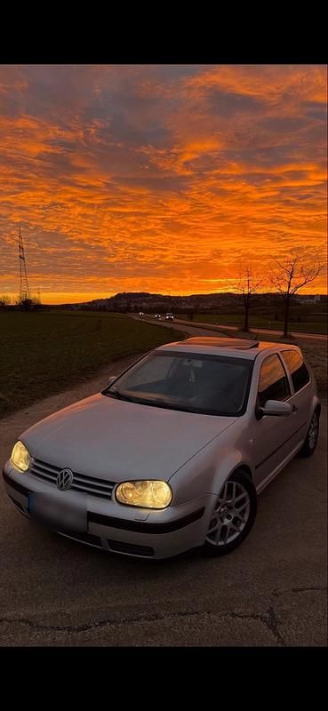 Gebraucht VW Golf IV 105 PS (77 kW) 2003 Grau Kleinwagen